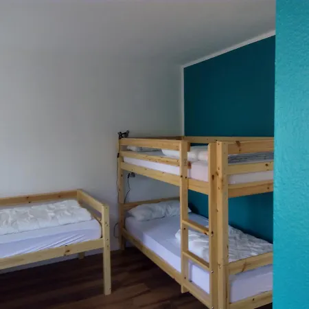 Hostel 45 *